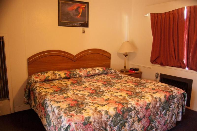 Nob Hill Lodge — photo 3
