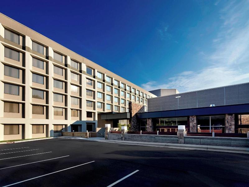 Raleigh Marriott Crabtree Valley image