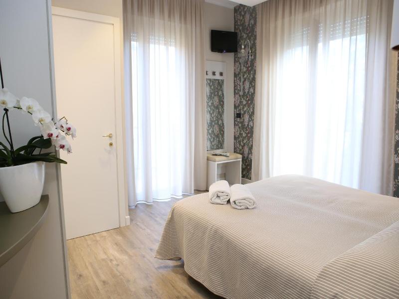 Hotel Piccinelli image