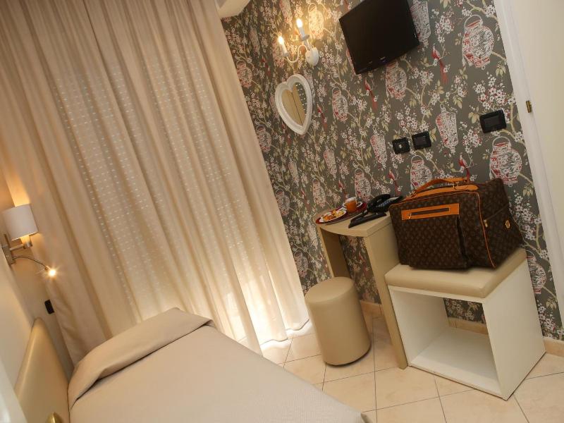 Hotel Piccinelli image