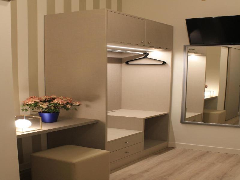 Hotel Piccinelli image
