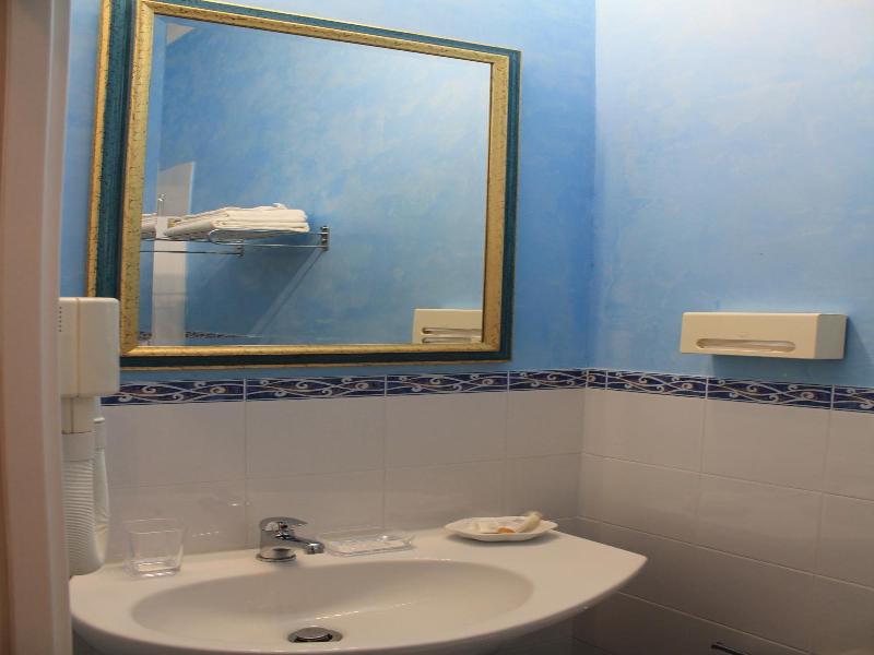 Hotel Piccinelli image