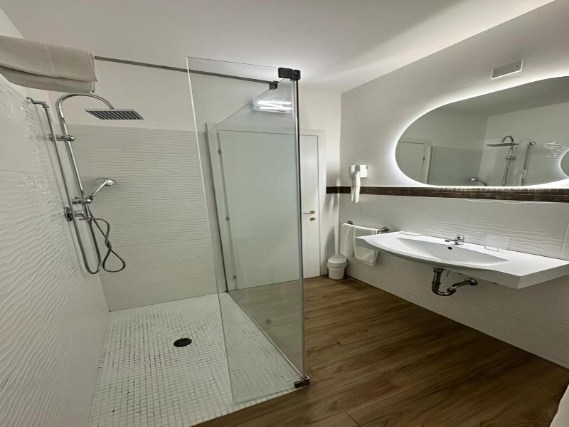 Hotel Piccinelli image