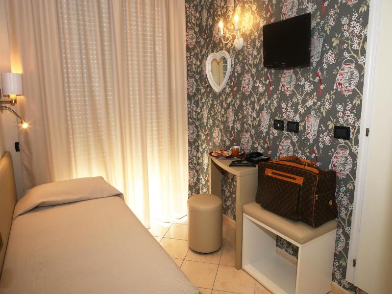Hotel Piccinelli image