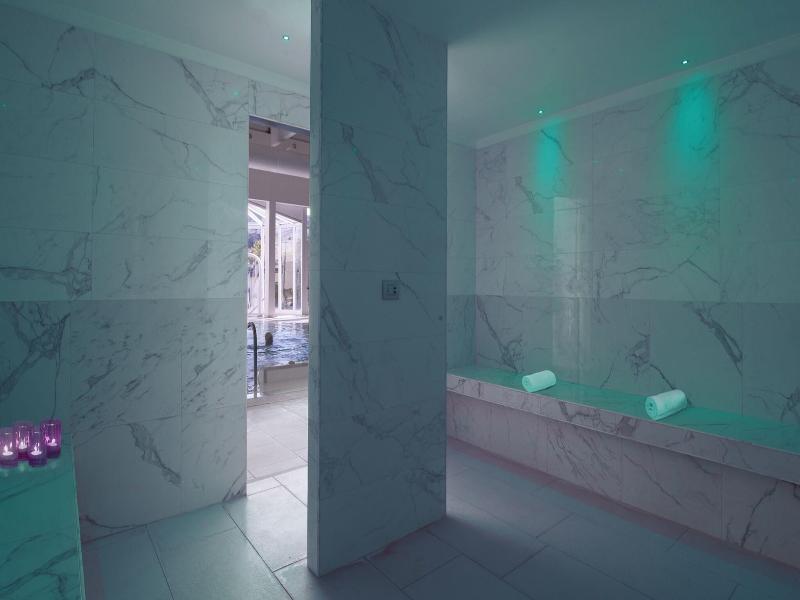 Hotel Universal Terme image