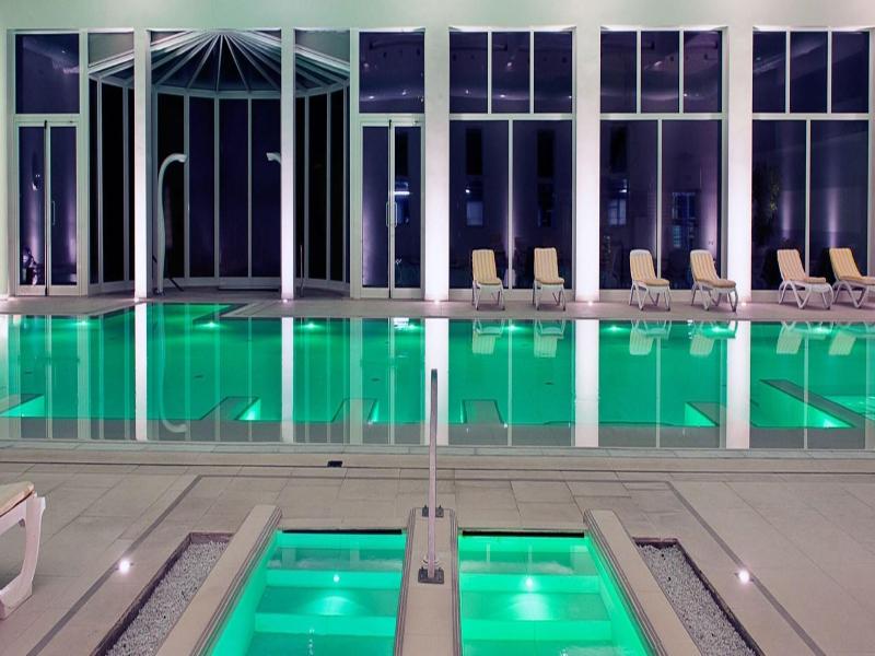 Hotel Universal Terme image