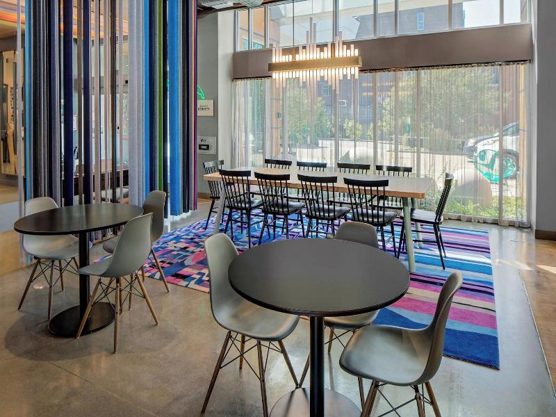 Aloft Chapel Hill image