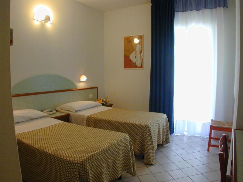 Degli Ulivi image