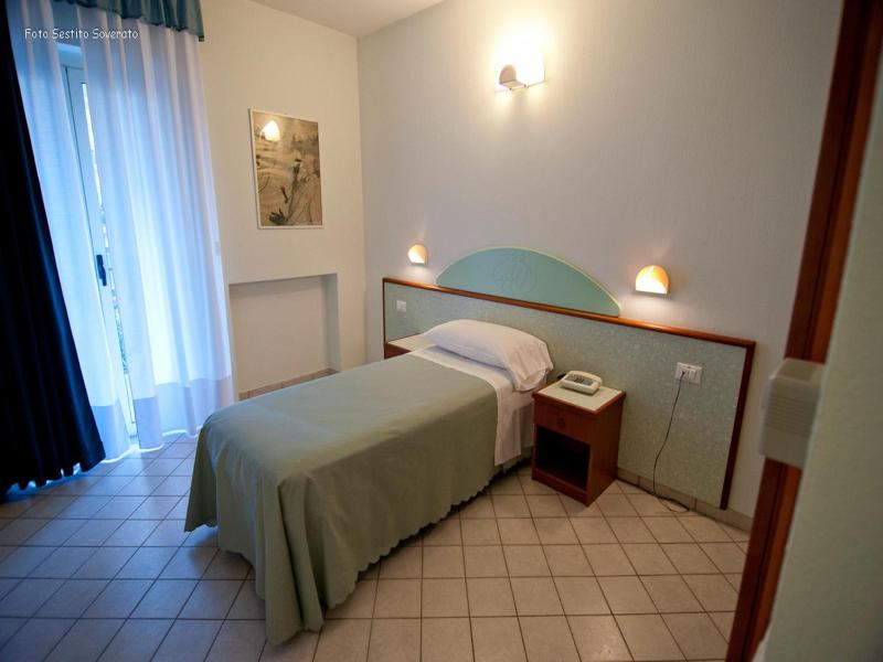 Degli Ulivi image