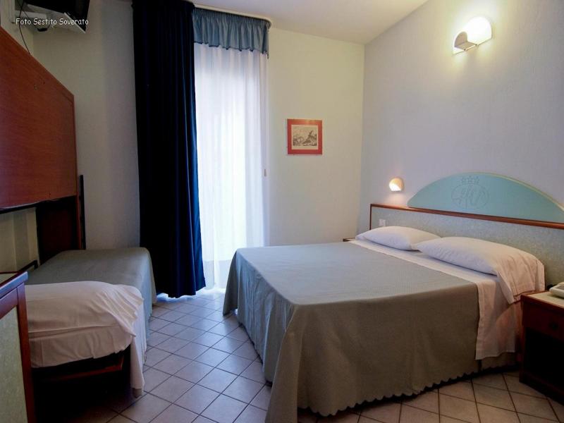 Degli Ulivi image