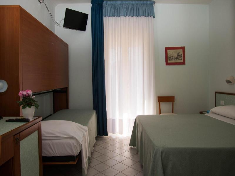 Degli Ulivi image
