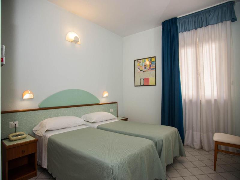 Degli Ulivi image