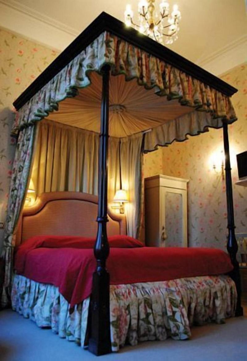 Dukes Hotel image