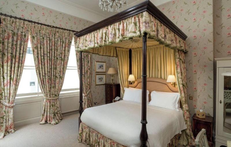 Dukes Hotel image