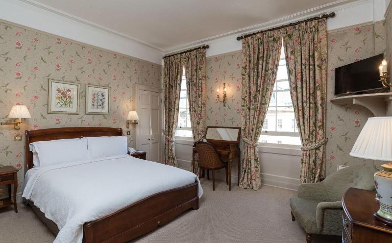Dukes Hotel image