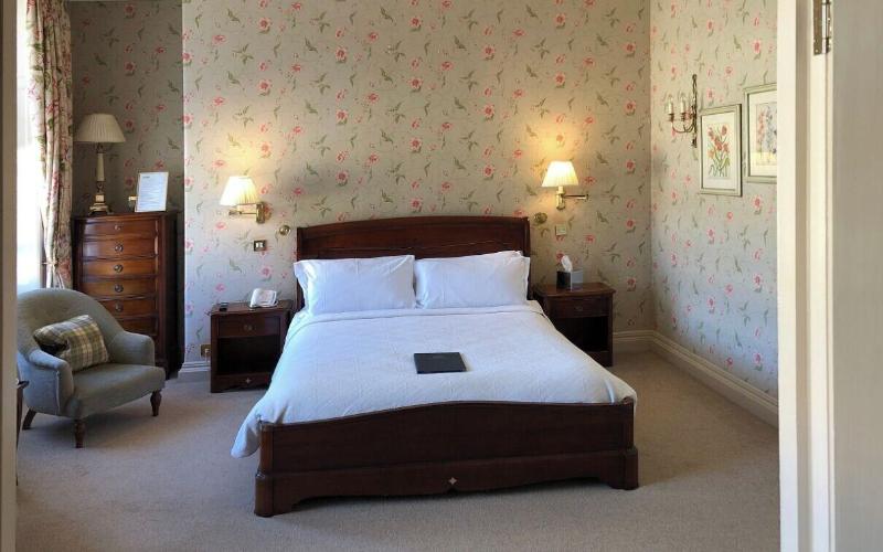Dukes Hotel image