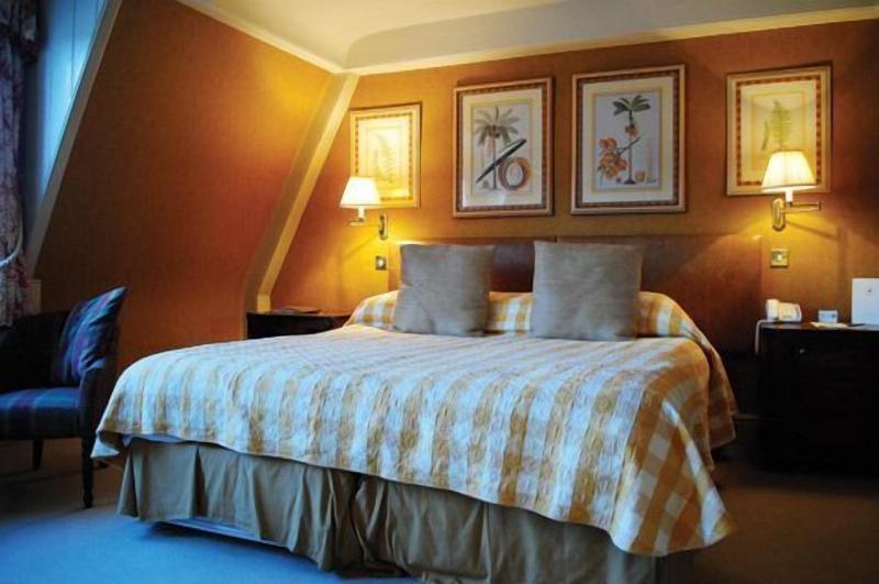 Dukes Hotel image