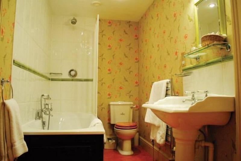 Dukes Hotel image