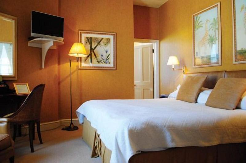 Dukes Hotel image