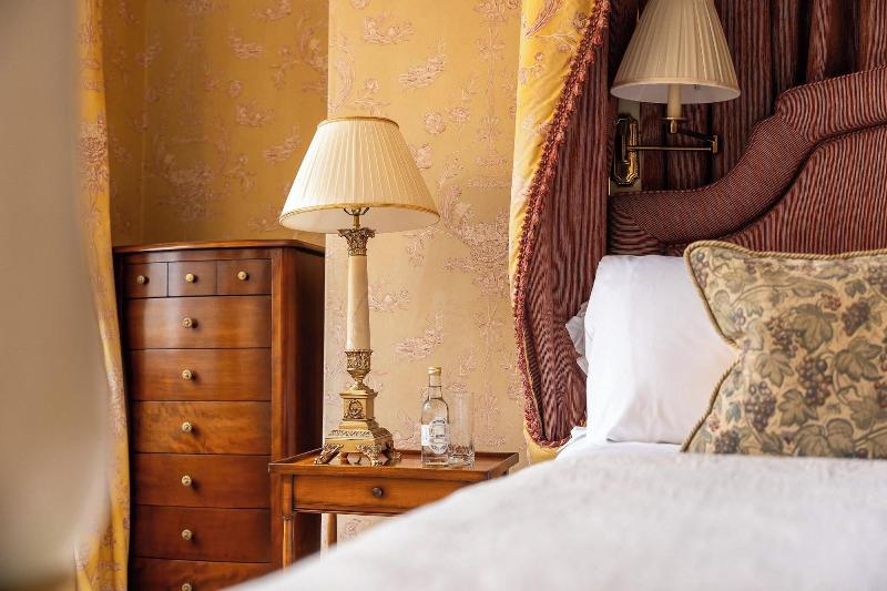 Dukes Hotel image