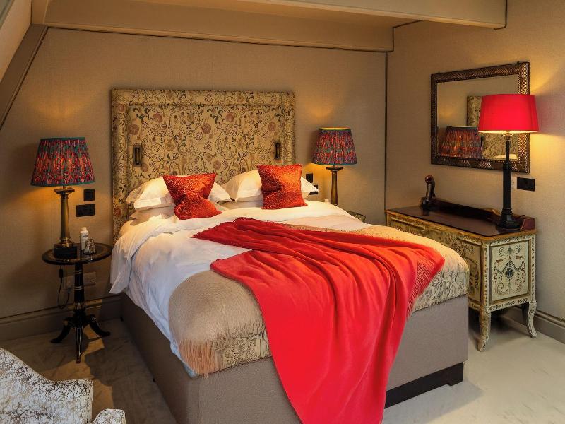 Dukes Hotel image