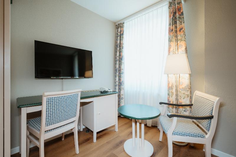Parkhotel Schwert image