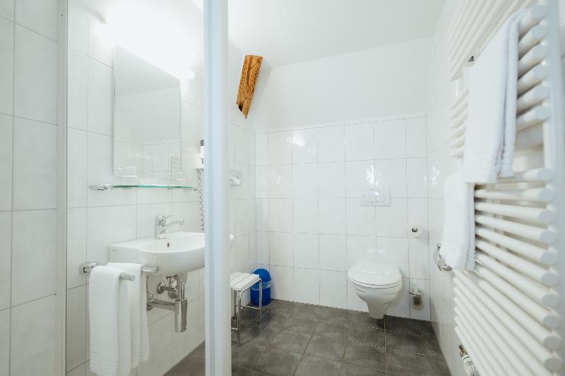 Parkhotel Schwert image