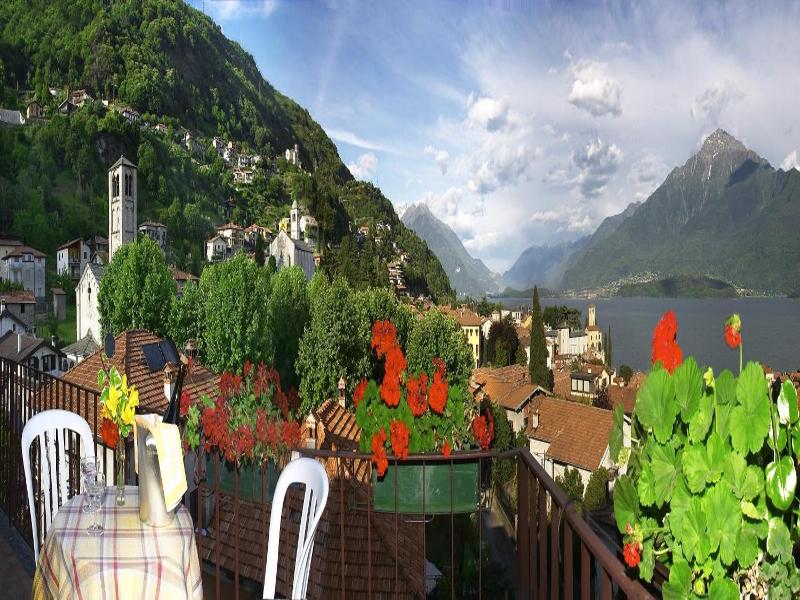 Hotel 2000 image