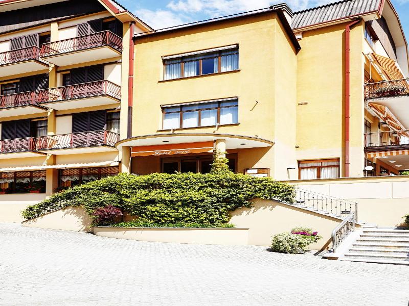 Hotel 2000 image