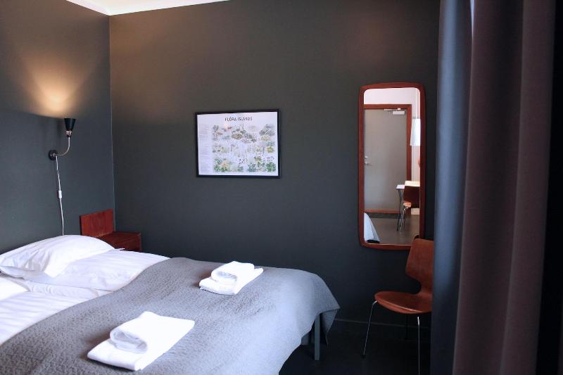 Grettisborg Apartments image