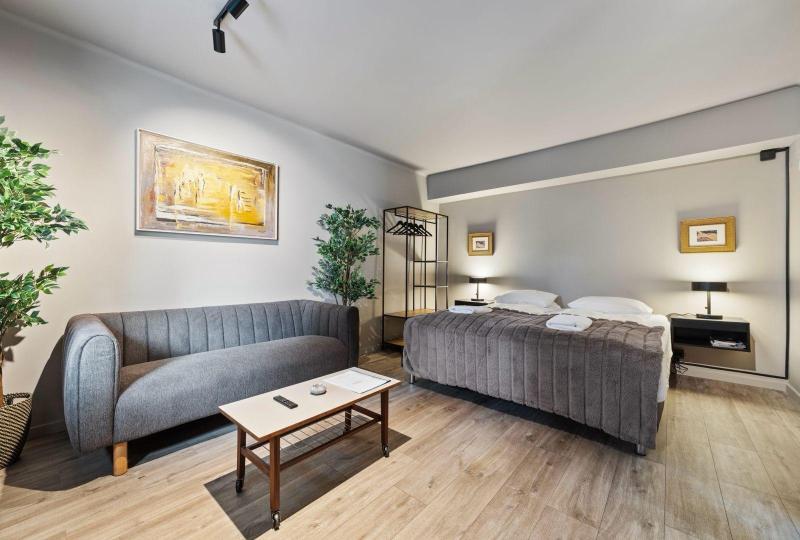Grettisborg Apartments image