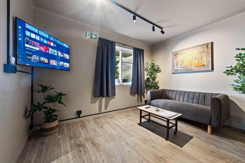 Grettisborg Apartments image