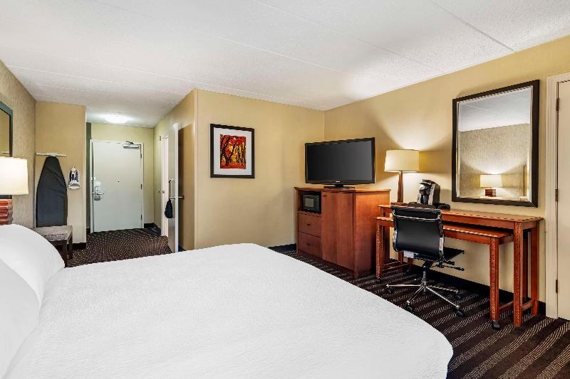 Best Western Springfield Hotel image