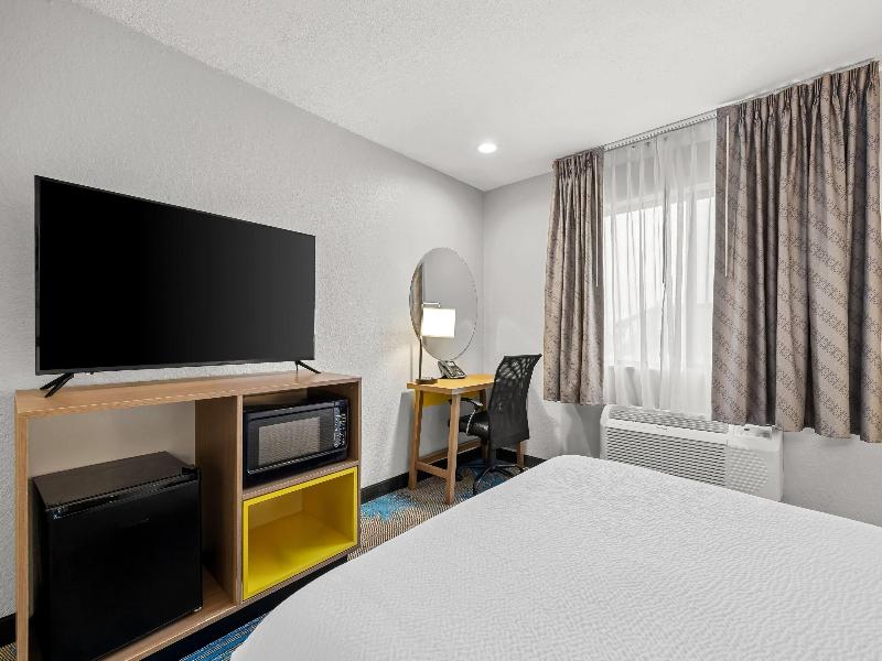 Days Inn by Wyndham Wall image
