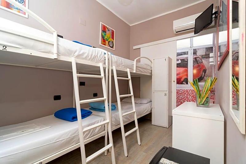 Le Sirene Hostel image