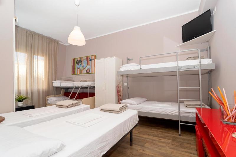 Le Sirene Hostel image