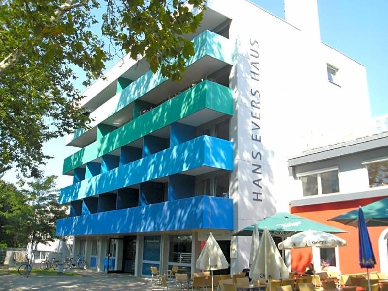 FT SportPark Hotel image
