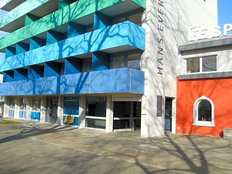 FT SportPark Hotel image