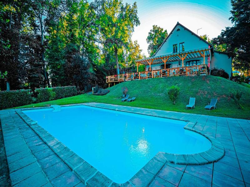 Le Chalet Montegut image