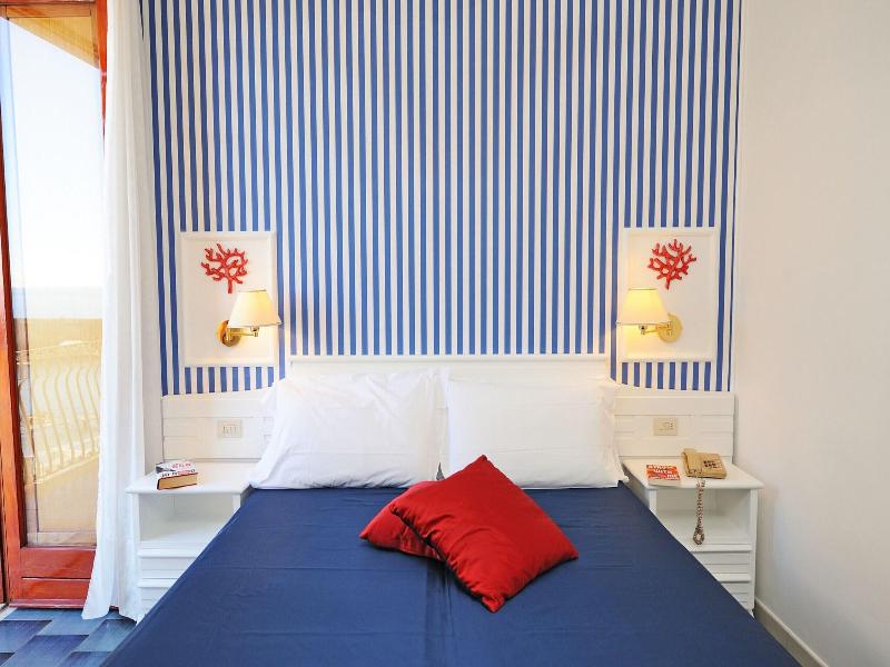 La Bussola image