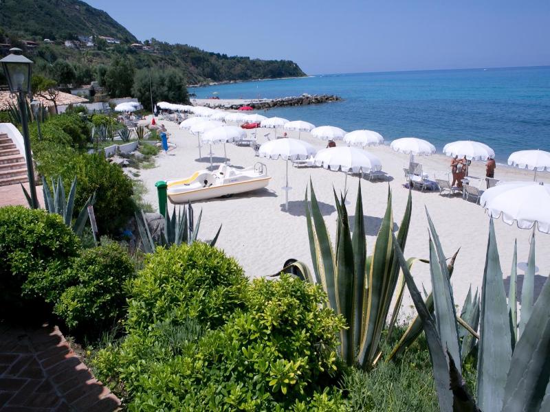Porto Pirgos image