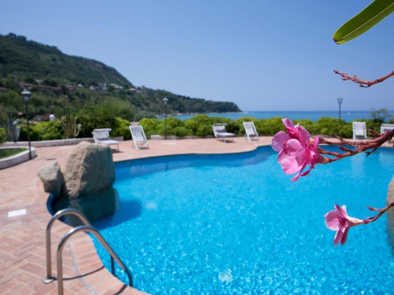 Porto Pirgos image