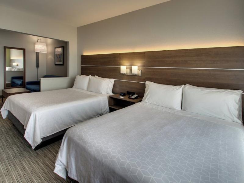 Holiday Inn Express & Suites Carson City image