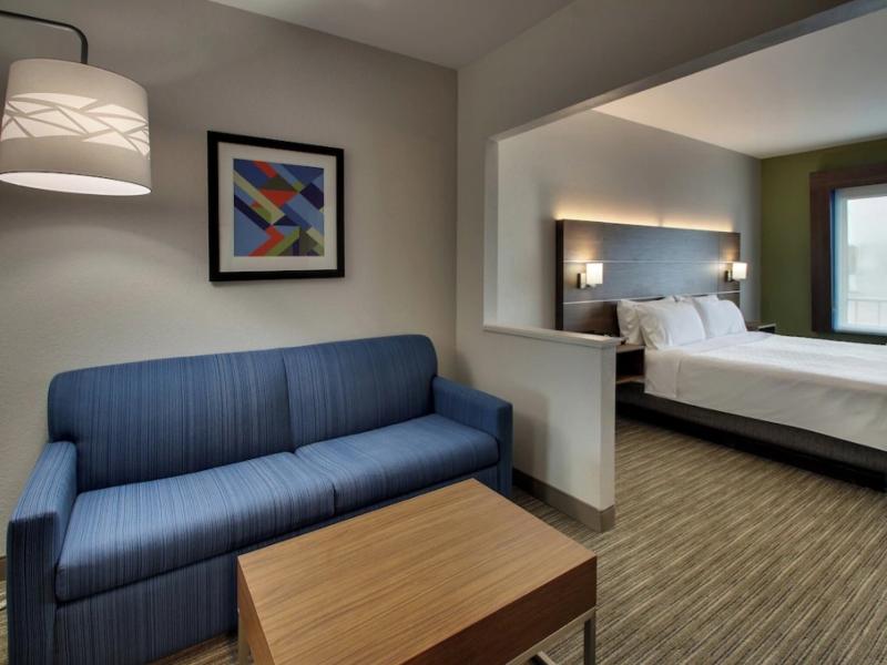 Holiday Inn Express & Suites Carson City image