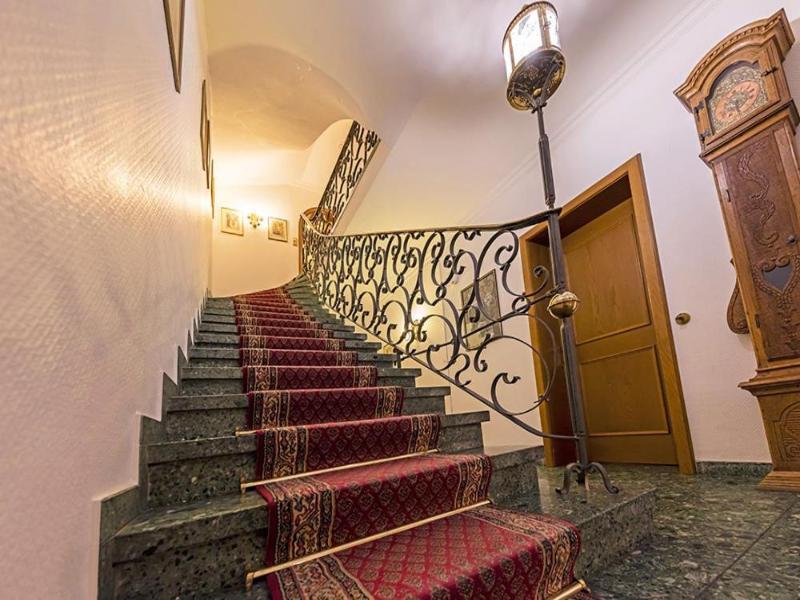 Burg-Hotel image