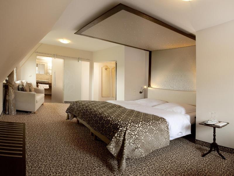 Burg-Hotel image
