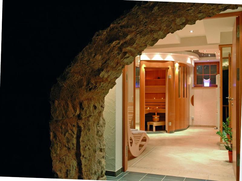 Burg-Hotel image