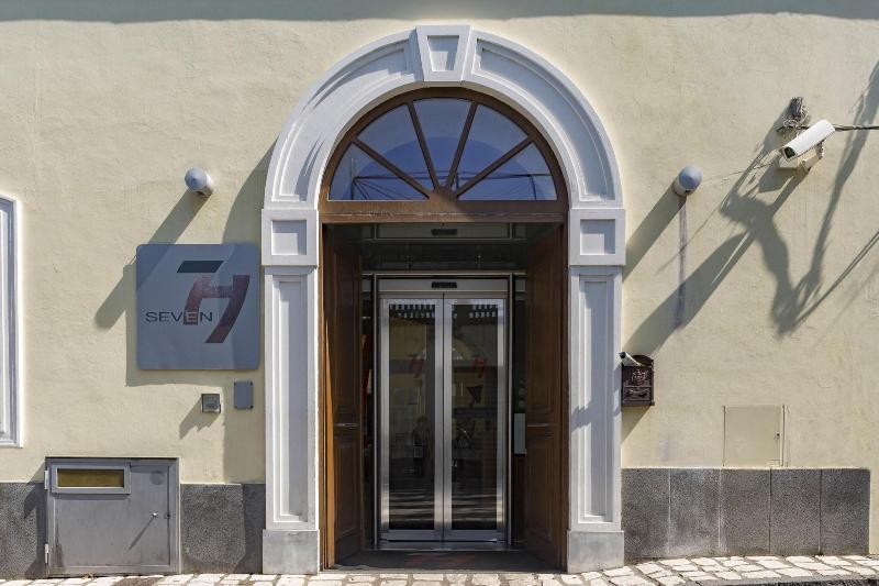 Seven Hostel image