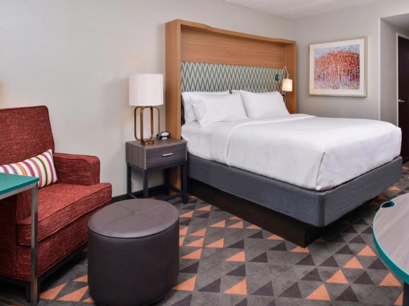 Holiday Inn Hotel & Suites Rochester - Marketplace image