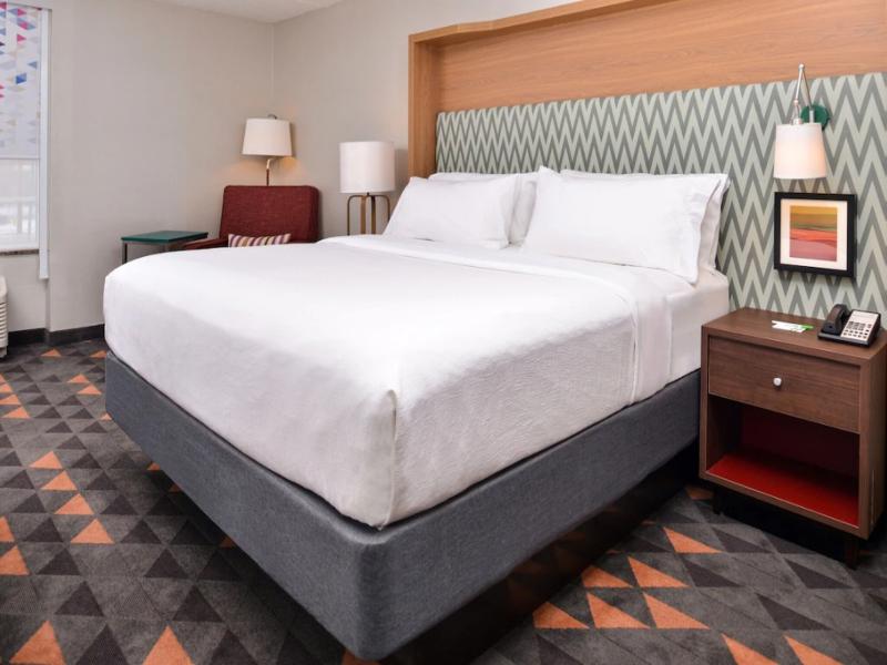 Holiday Inn Hotel & Suites Rochester - Marketplace image